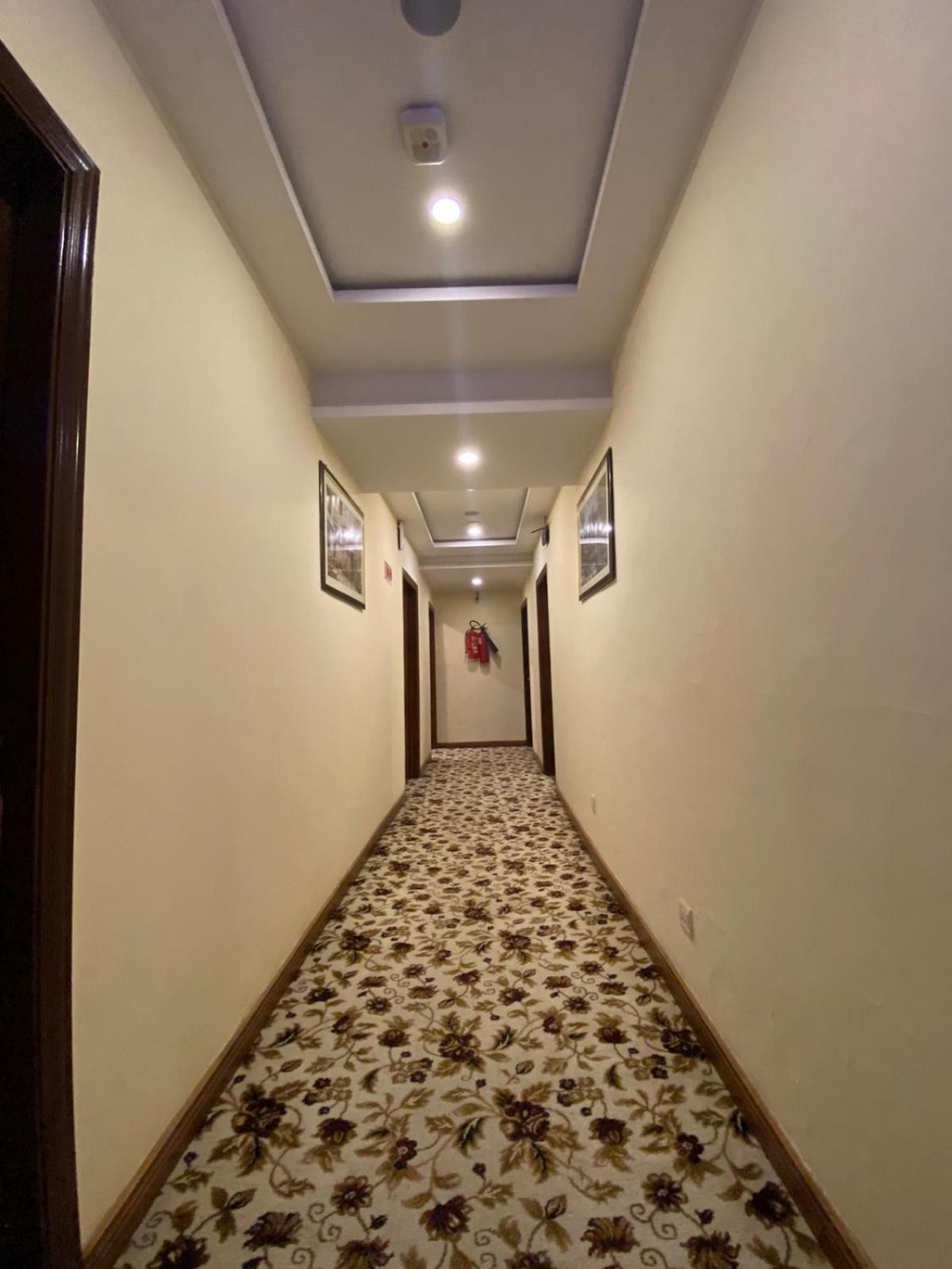 Diplomat Hotel Исламабад Екстериор снимка