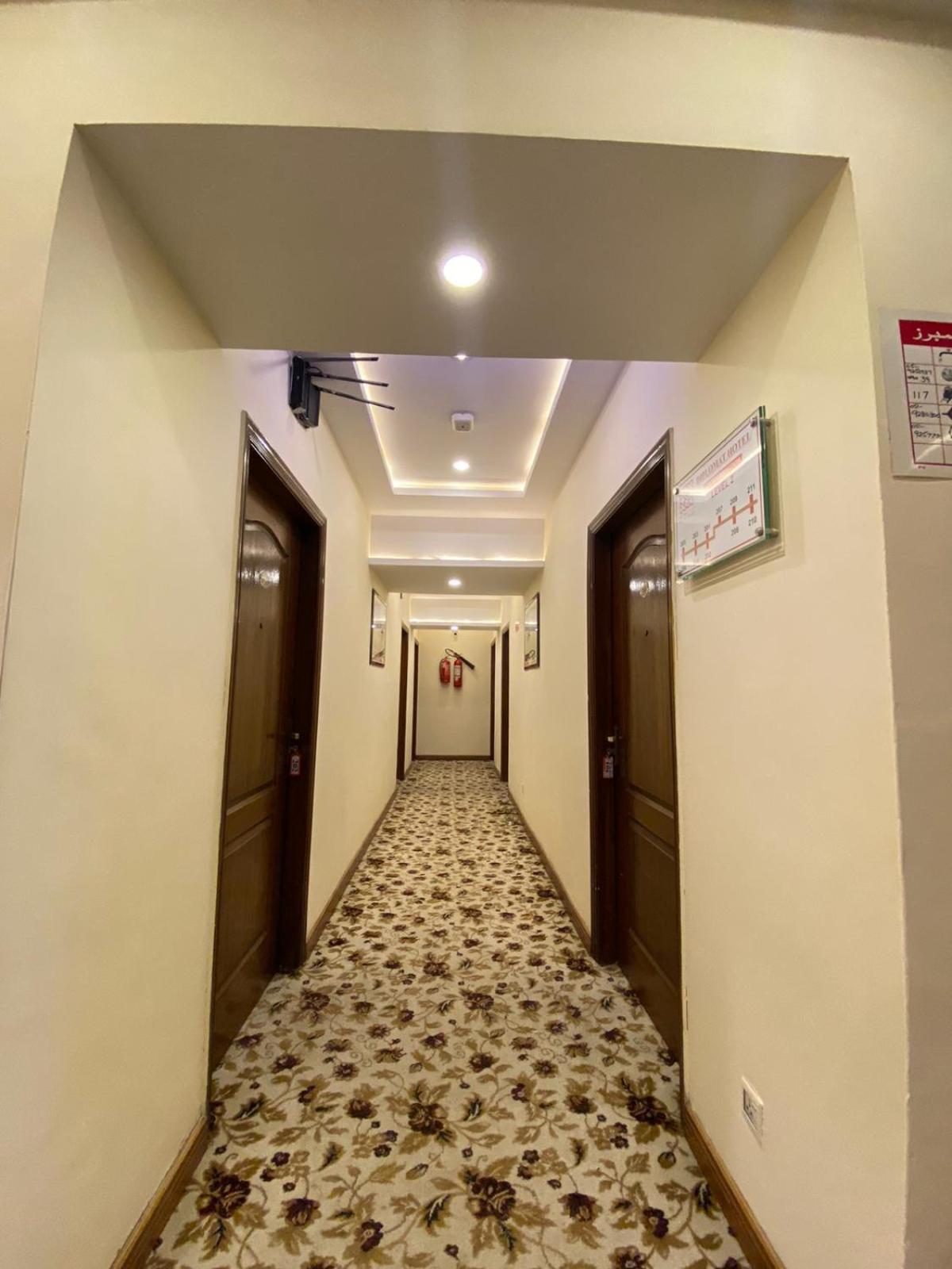 Diplomat Hotel Исламабад Екстериор снимка